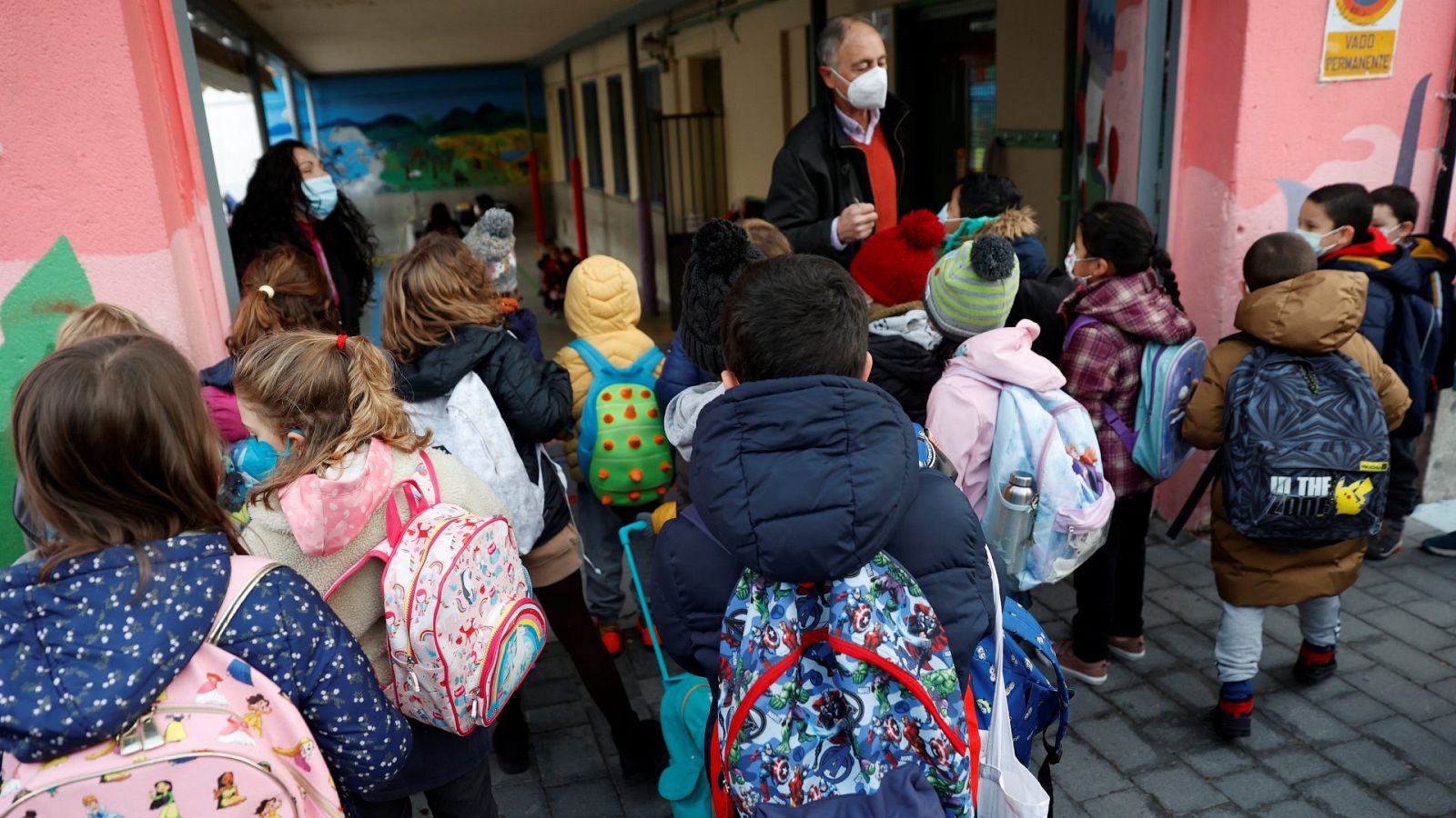 Los niños regresan a las clases tras las vacaciones