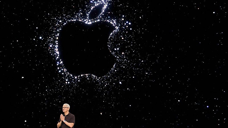 Imagen del CEO de Apple, Tim Cook, durante la presentación del iPhone 14 en Cupertino, California
