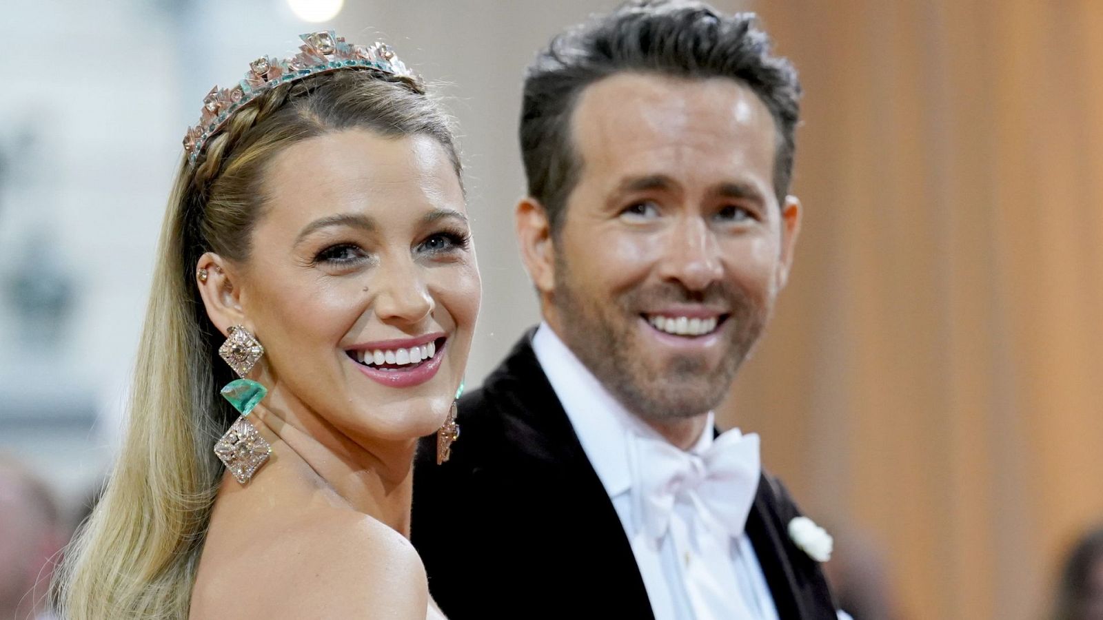 Blake Lively y Ryan Reynolds en la MET Gala 2022