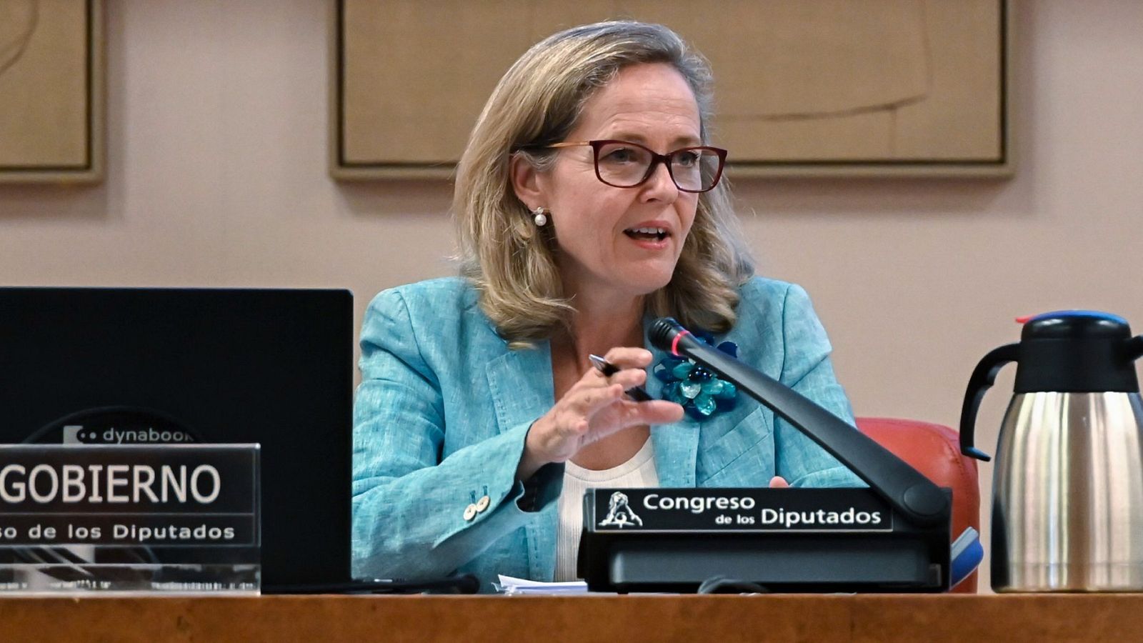 La ministra de Asuntos Económicos y Transformación Digital, Nadia Calviño, comparece en la Comisión Mixta