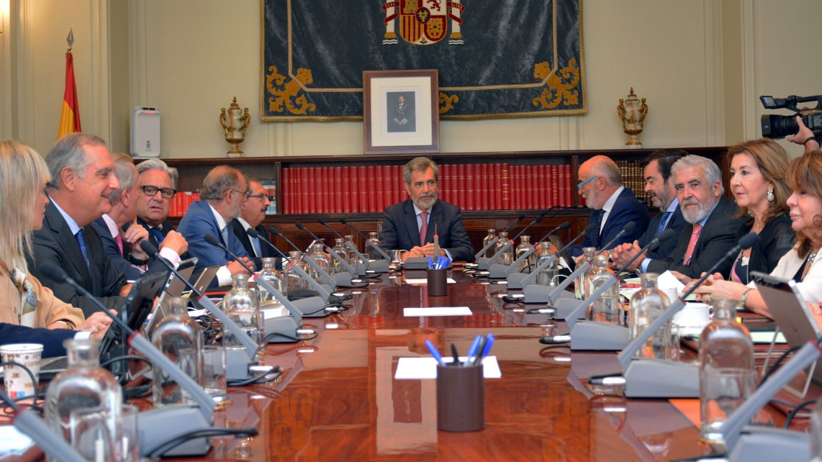 El pleno del CGPJ acaba sin acuerdo para renovar el Constitucional y ...