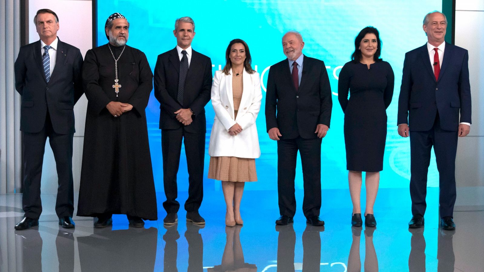 Una imagen de los participantes en el último debate electoral de cara a la primera vuelta de las elecciones presidenciales de Brasil que tendrán lugar el domingo 2 de octubre de 2022.