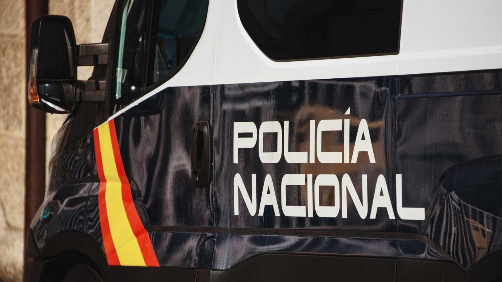 La Policía investiga la muerte de un hombre por arma de fuego arrojado a las puertas de un hospital