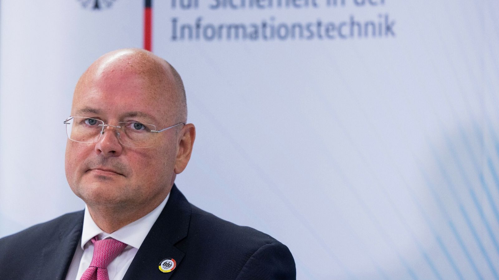 El jefe de la agencia federal de ciberseguridad de Alemania, Arne Schönbohm