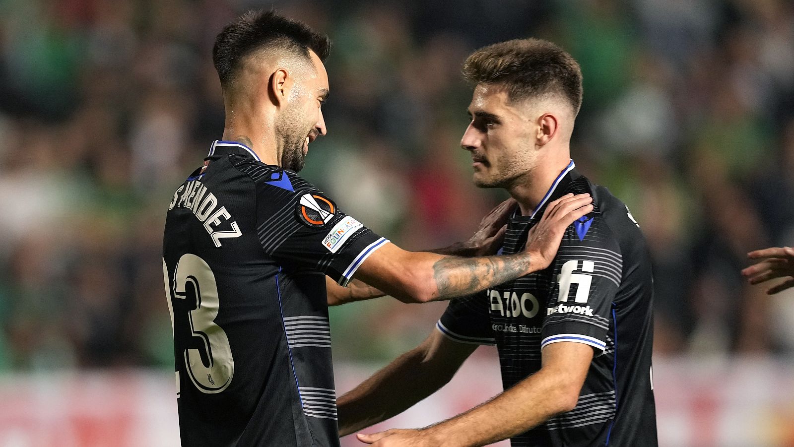 Rober Navarro celebra uno de los tantos de la Real Sociedad en Chipre