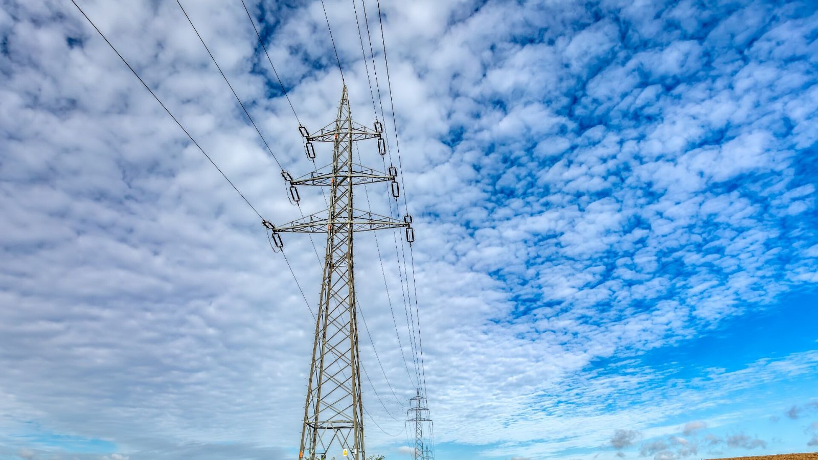 Las grandes eléctricas responden a Ribera y aseguran que la transparencia del sector "está fuera de toda duda"