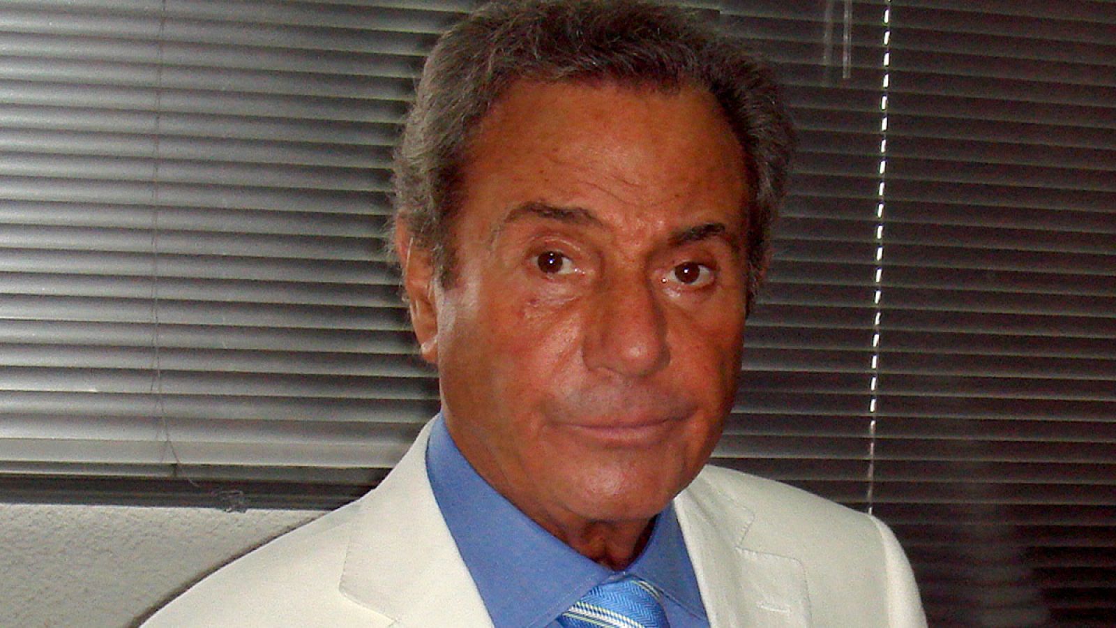 Arturo Fernández, principal protagonista de la serie 'Como el perro y el gato'
