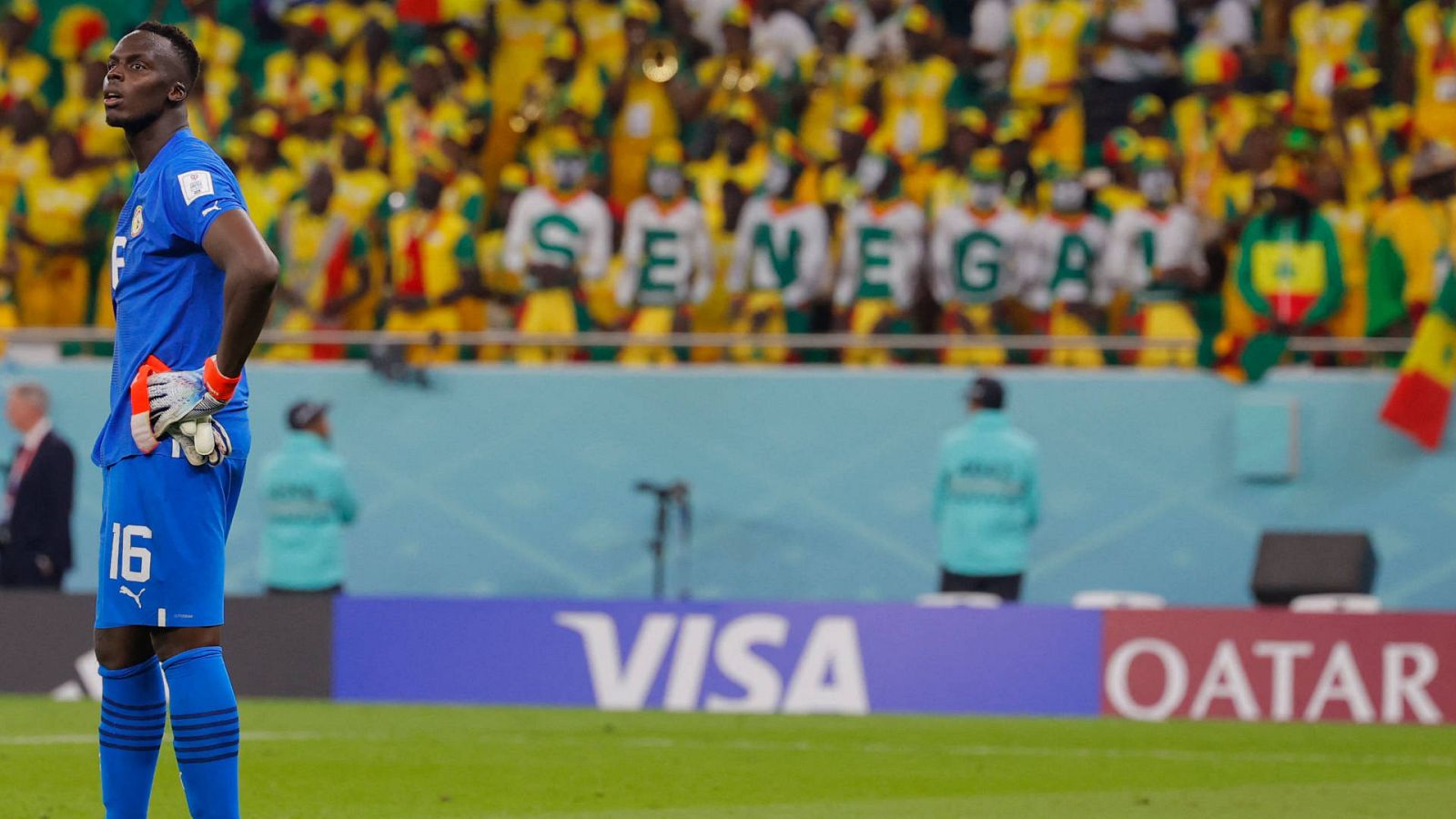 El portero de Senegal Mendy tras el primer partido del Mundial