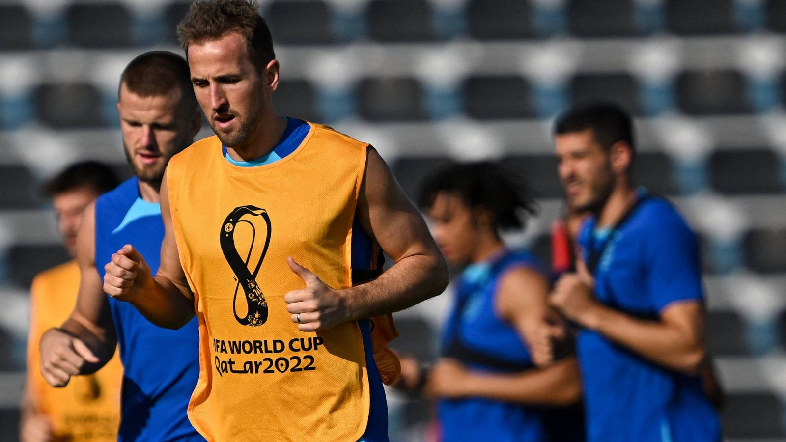 Kane entrena con Inglaterra en Catar