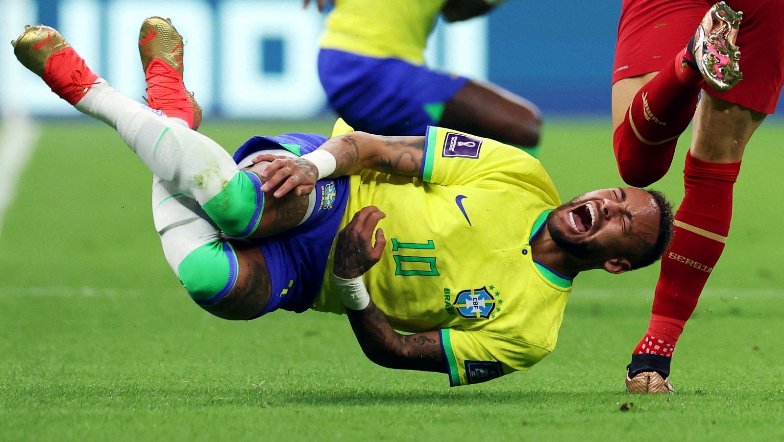 Posible esguince de tobillo de Neymar