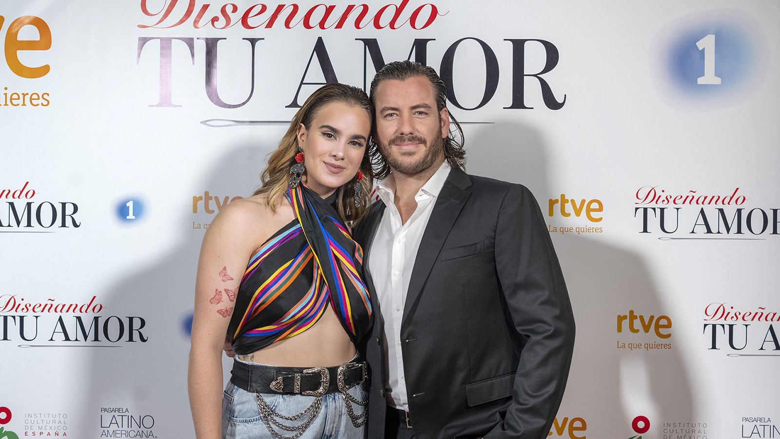 Gala Montes y Juan Diego Covarrubias