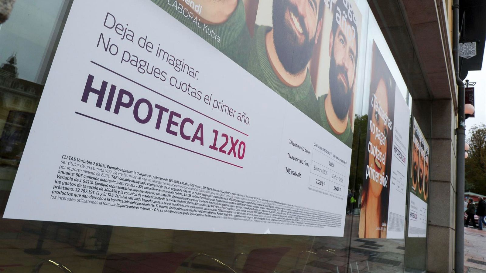 Anuncio de una hipoteca en Oviedo