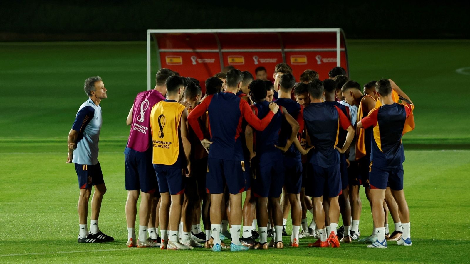 Alineaciones Japón - España: entrenamiento de España