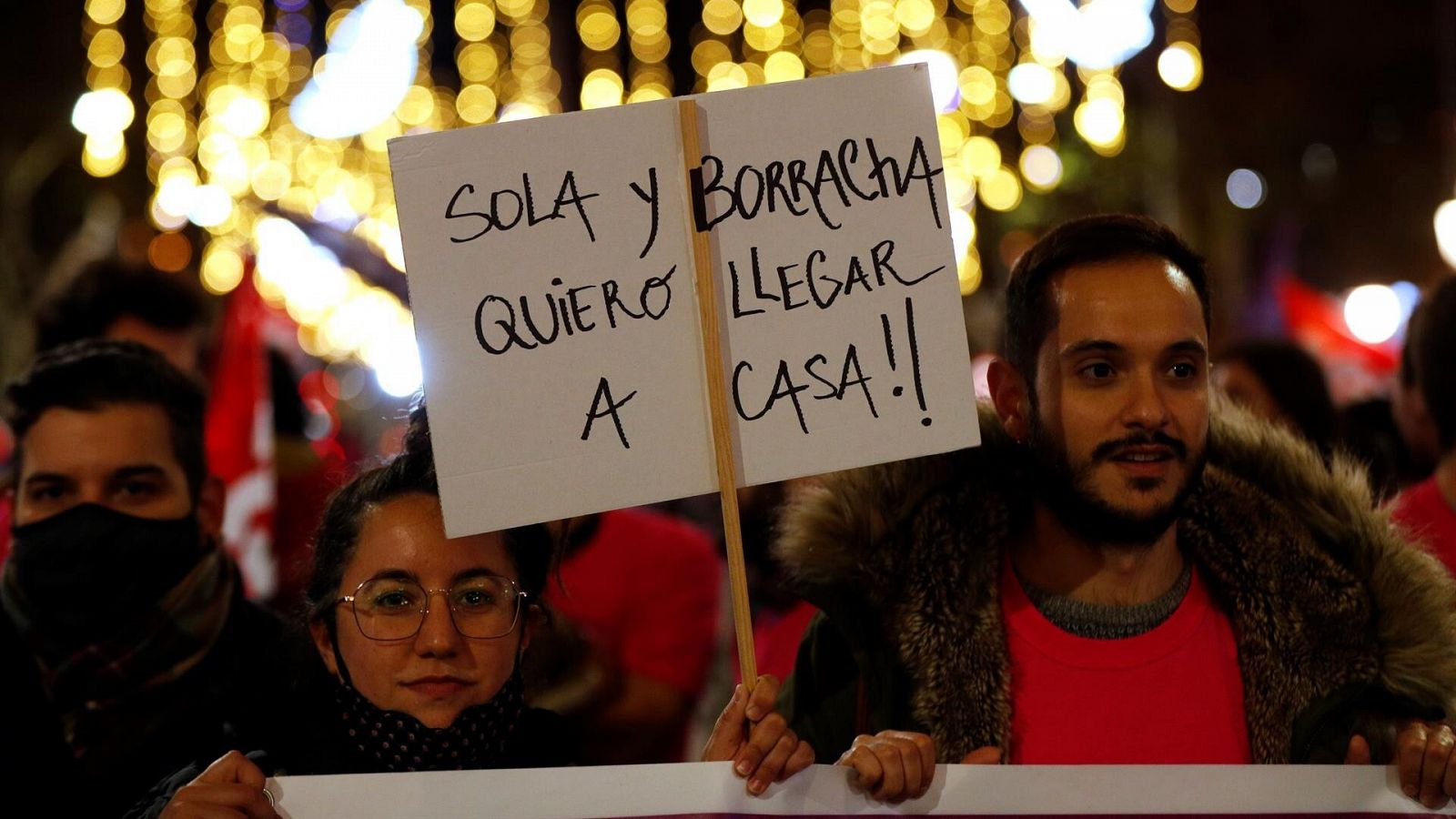 "Sola y borracha quiero llegar a casa", uno de los lemas feministas en España