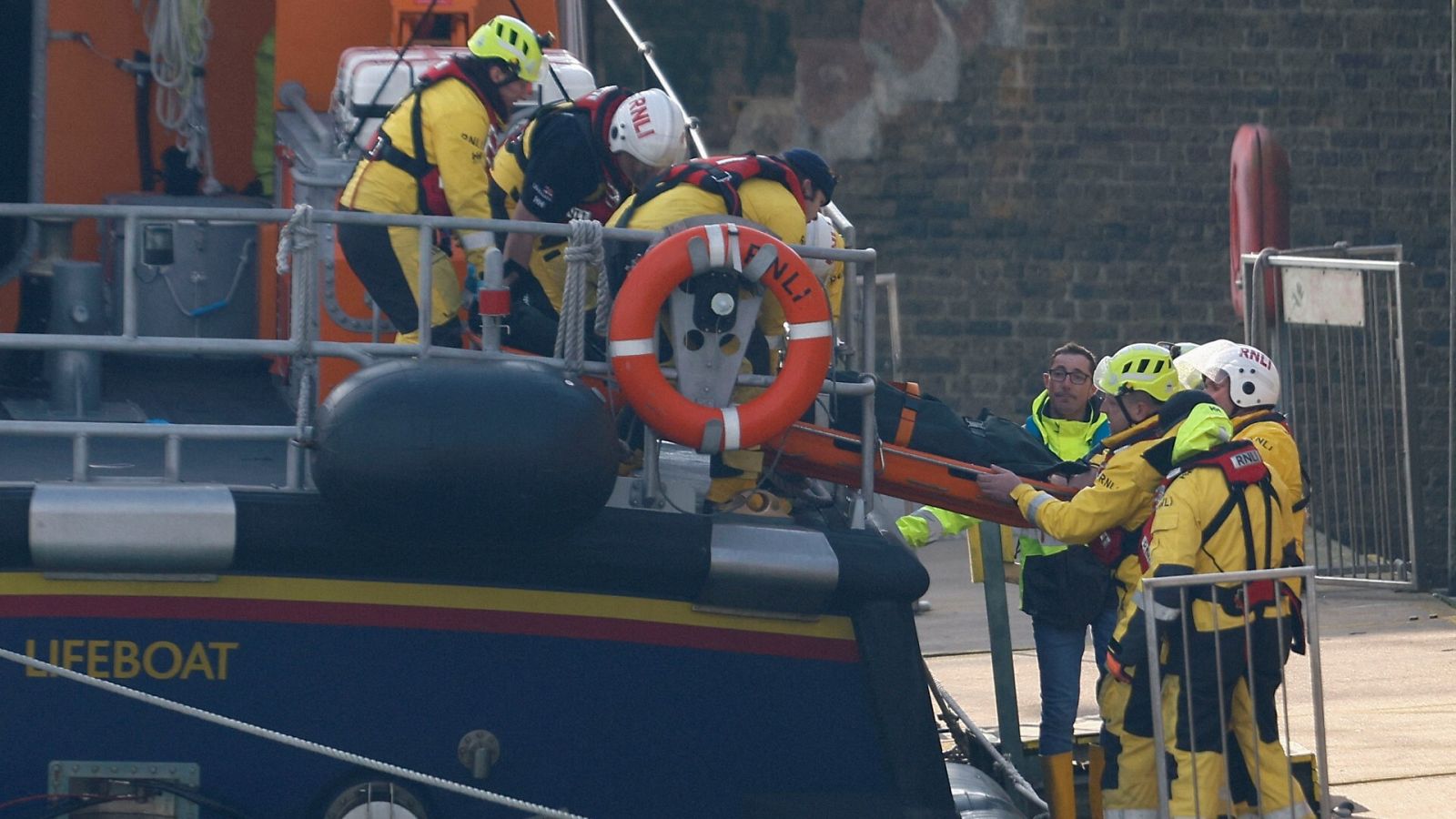 La operación de rescate regresa al puerto de Dover, en Reino Unido