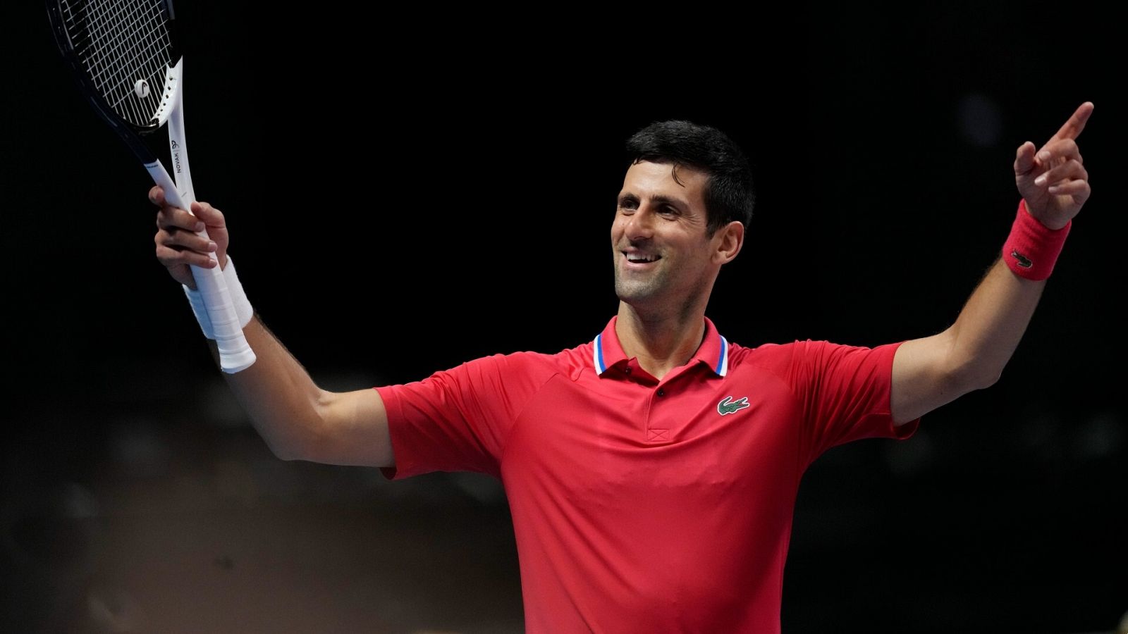 Novak Djokovic en un torneo en Dubai