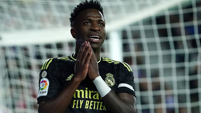 Vinicius, durante el partido del Real Madrid en Zorrilla