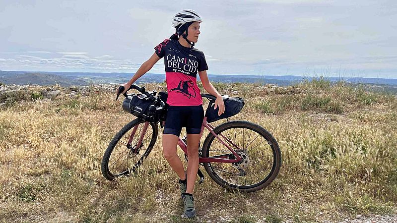Ainara Hernando, escritora y periodista muy vinculada al mundo del ciclismo