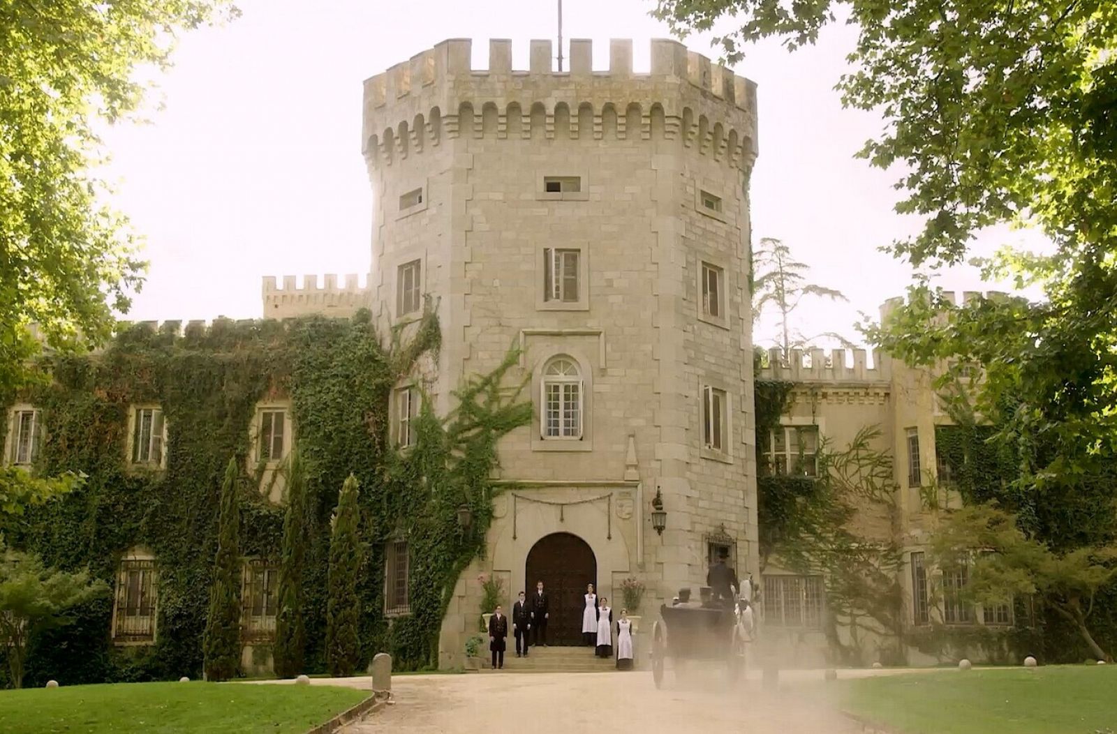La Promesa: Frontal del palacio