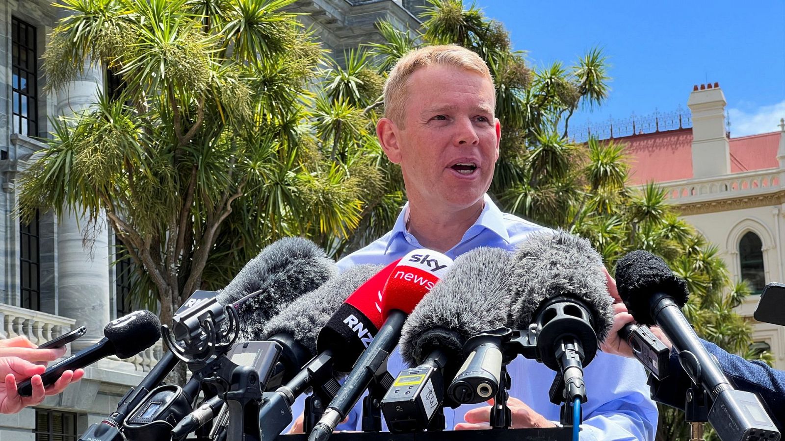 Chris Hipkins en una rueda de prensa en Wellington, Nueva Zelanda