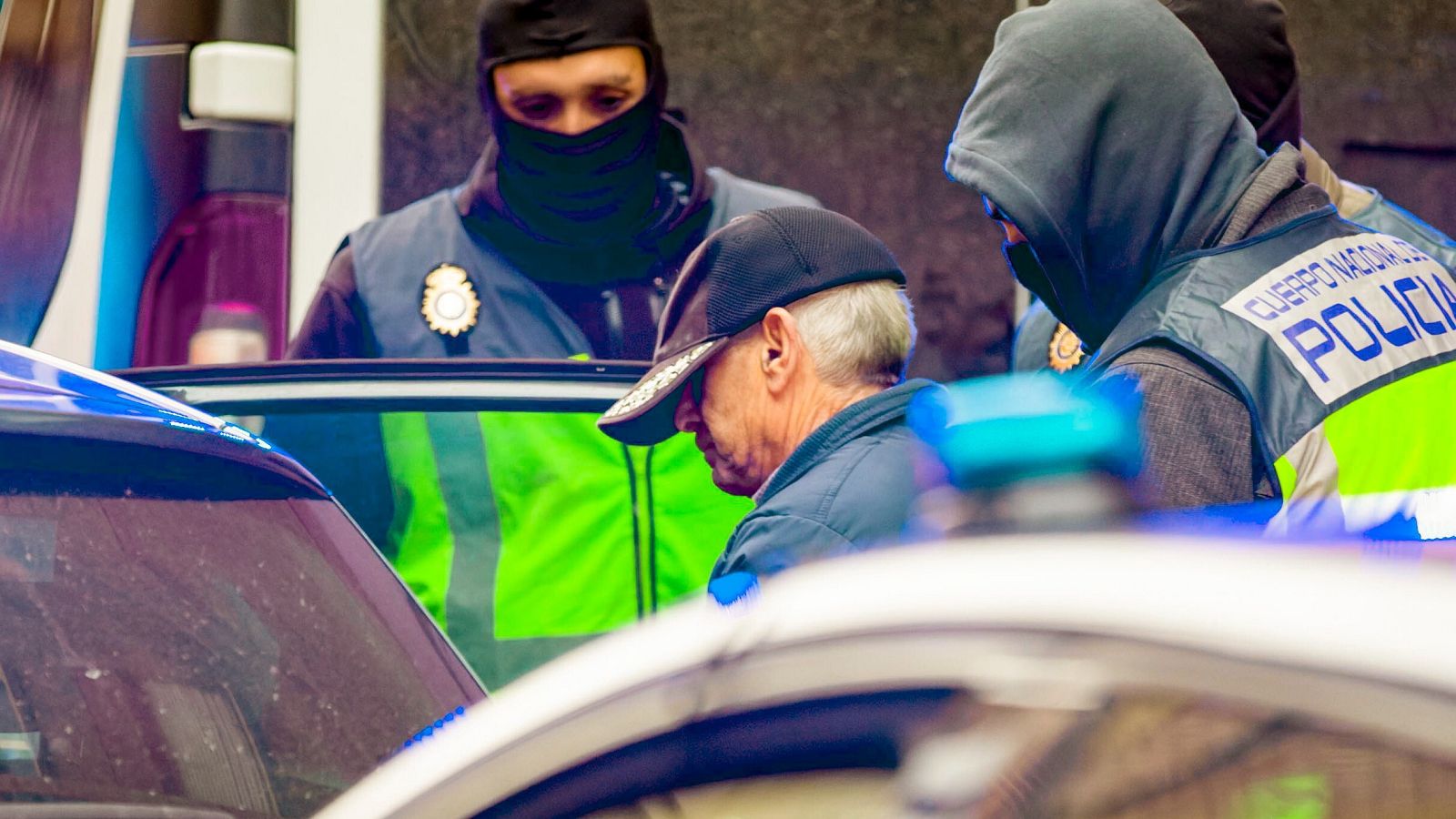  Momento de la detención del presunto autor de las cartas con material pirotécnico enviadas a altas instituciones del Estado en noviembre y diciembre.