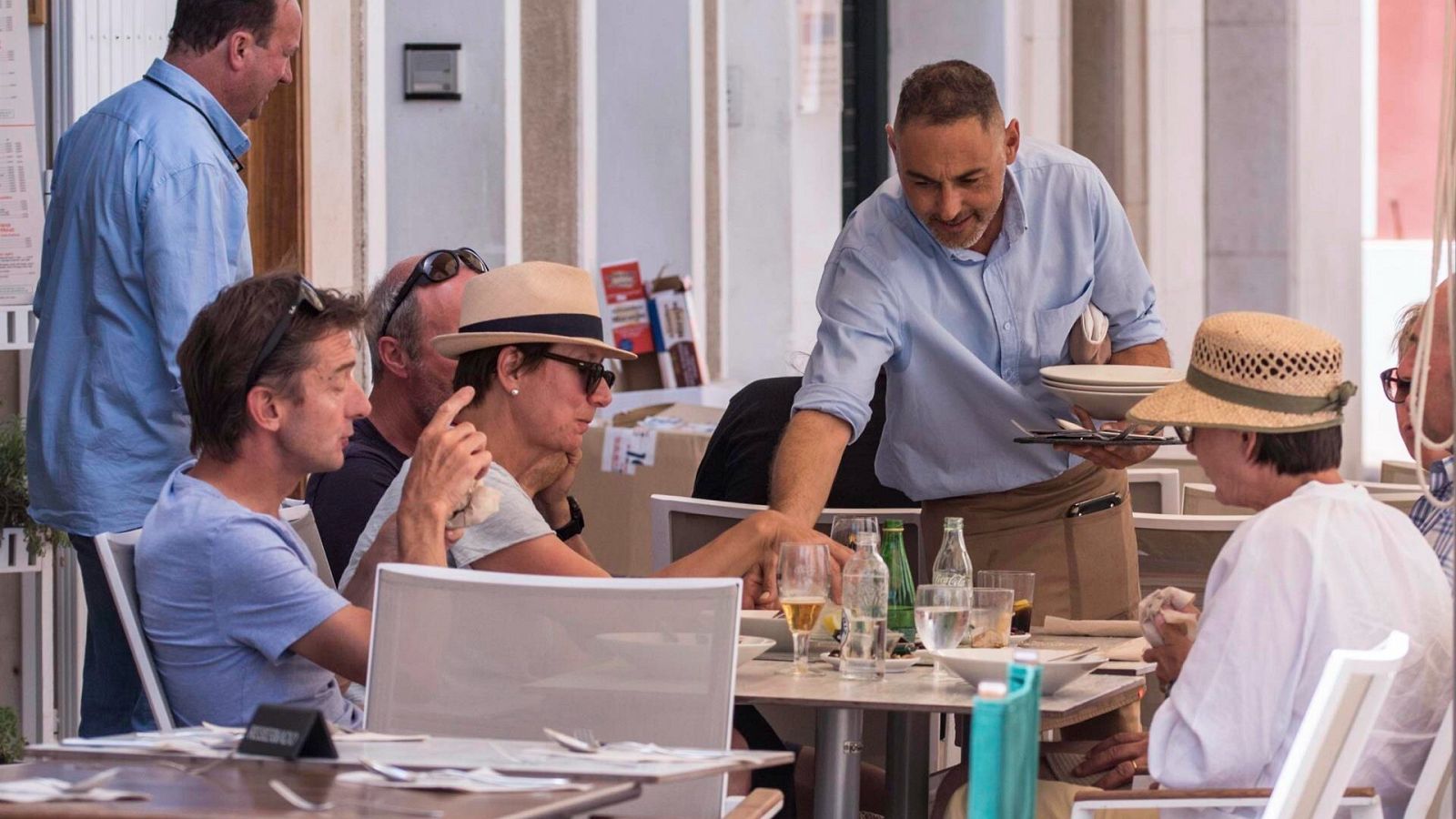 El Gobierno descarta la recesión económica en 2023 y mantiene su previsión de crecimiento en el 2,1%