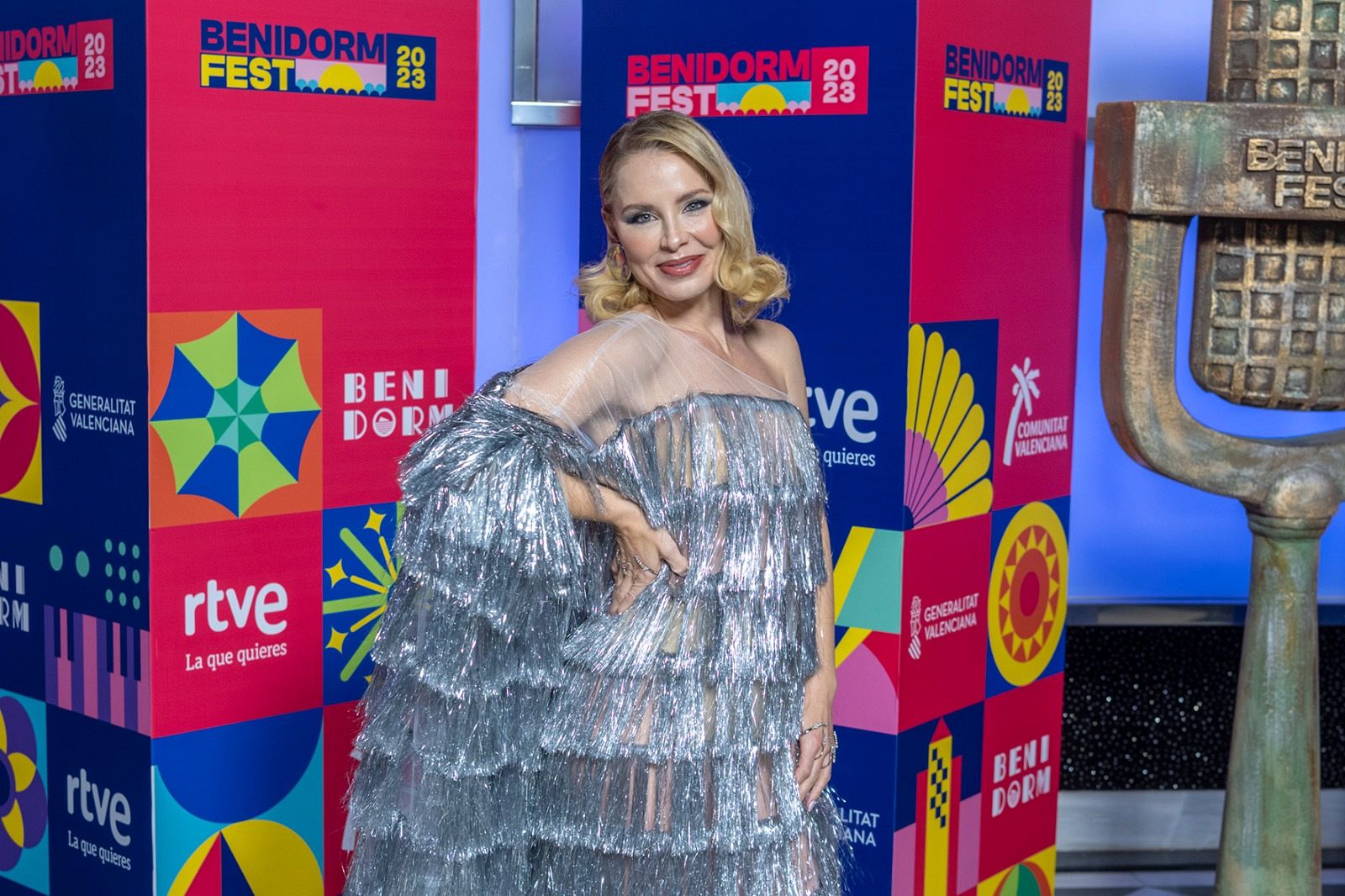 Soraya Arnelas en la alfombra naranja del Benidorm Fest