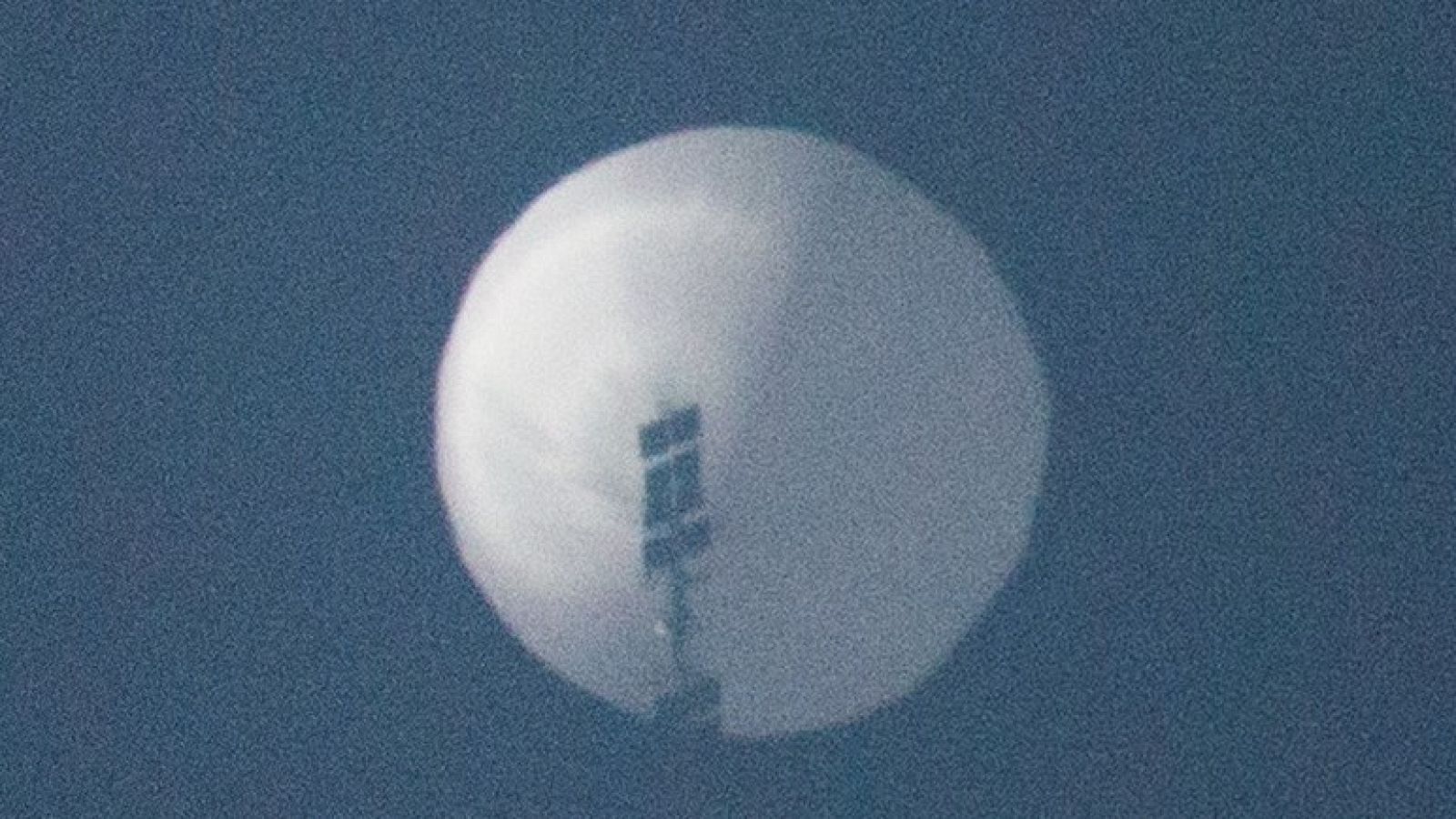 Imagen del supuesto globo aerostático espía detectado por Estados Unidos.