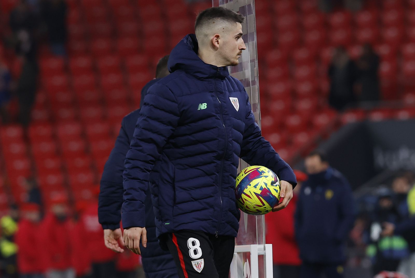 Sancet se lleva el balón a casa tras su hat trick