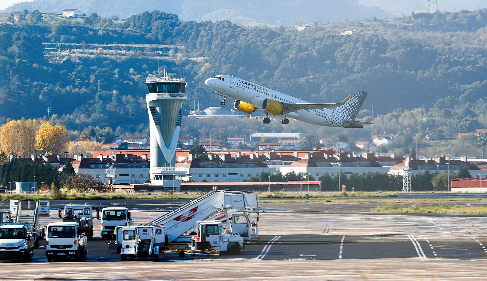 Los pilotos de Air Nostrum convocan una huelga indefinida desde 27 de febrero