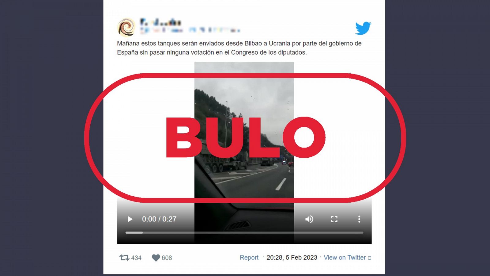 Mensaje que comparte un vídeo antiguo para difundir el bulo de que los tanques que aparecen en él son los que el Gobierno anunció que enviaría a Ucrania con el sello: Bulo