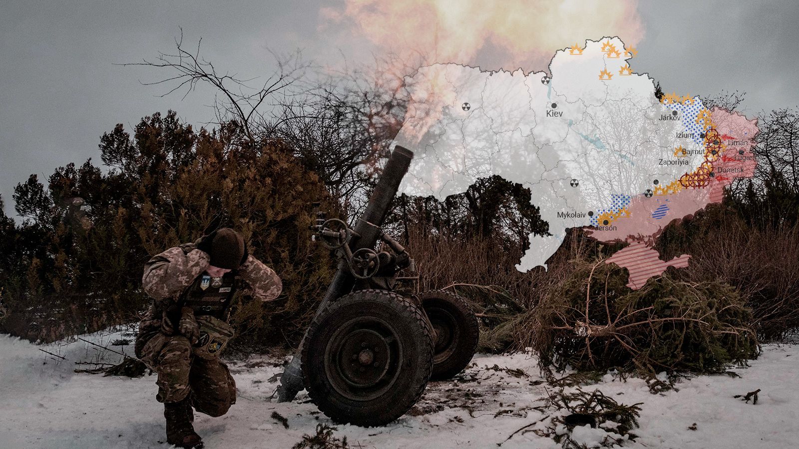 Un soldado ucraniano se cubre las orejas al disparar un rifle francés en la línea de frente con Rusia