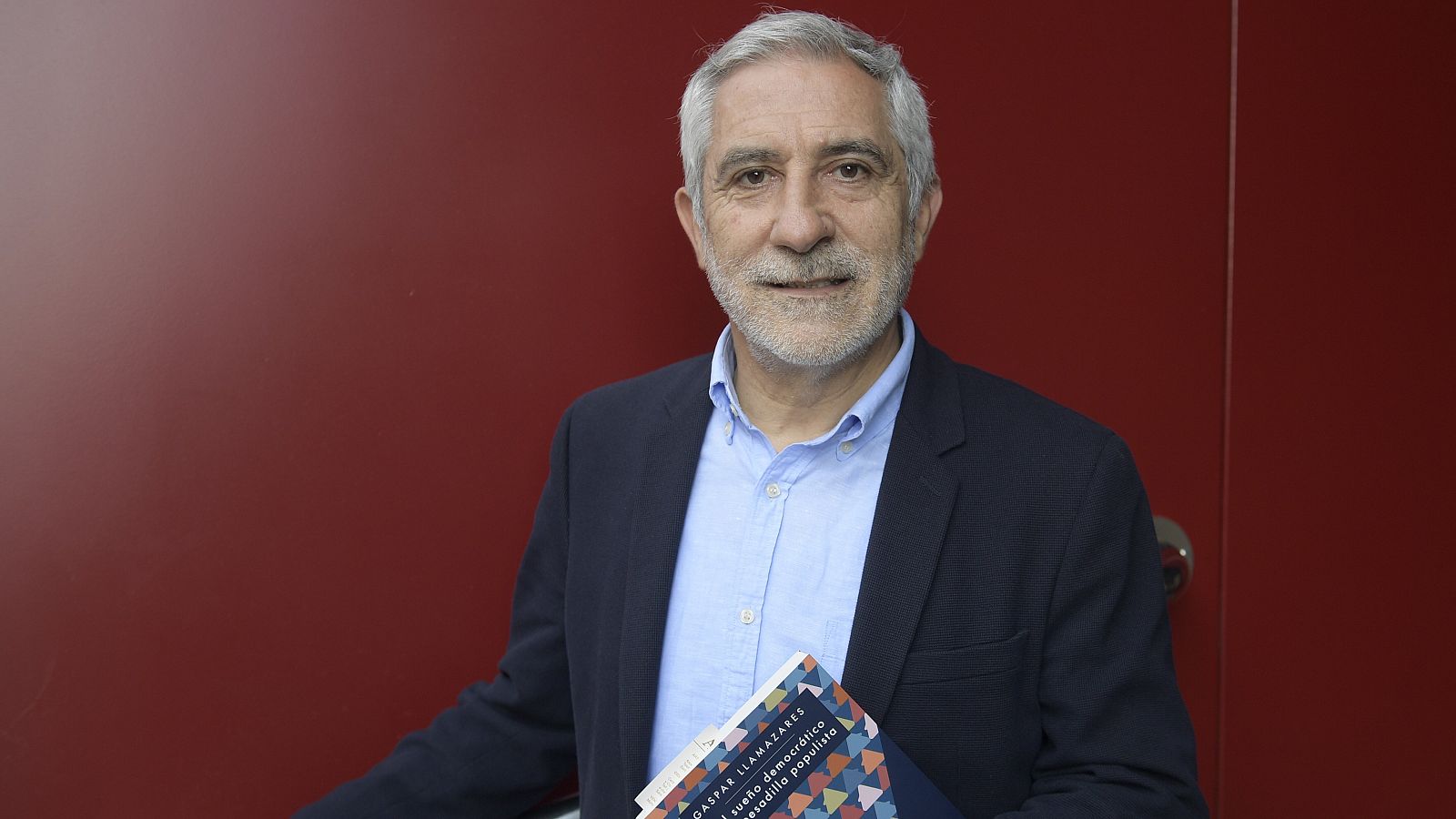 Gaspar Llamazares vuelve a la política como candidato de Izquierda Unida a la Alcadía de Oviedo