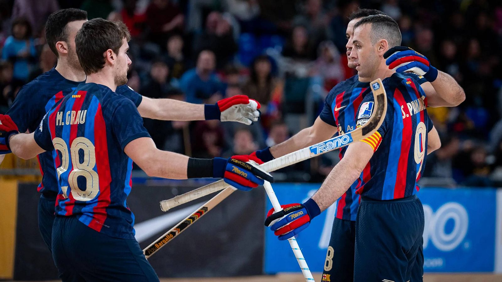 Imagend e varios jugadores del FC Barcelona de Hockey Patines