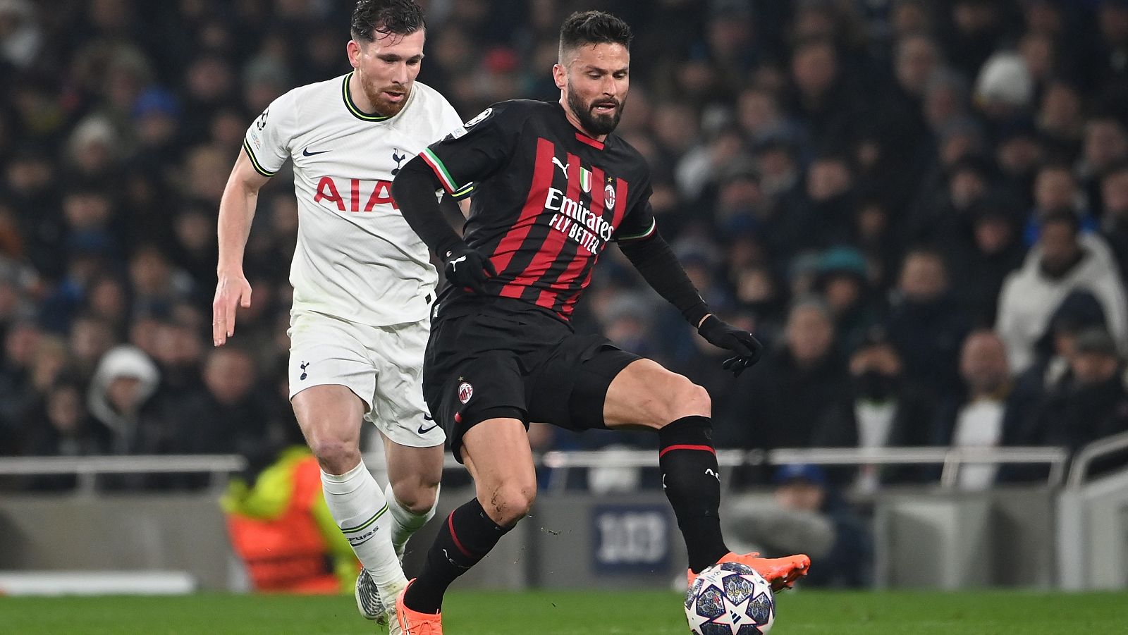 El Milan deja fuera al Tottenham en un partido con mucho respeto y poco fútbol