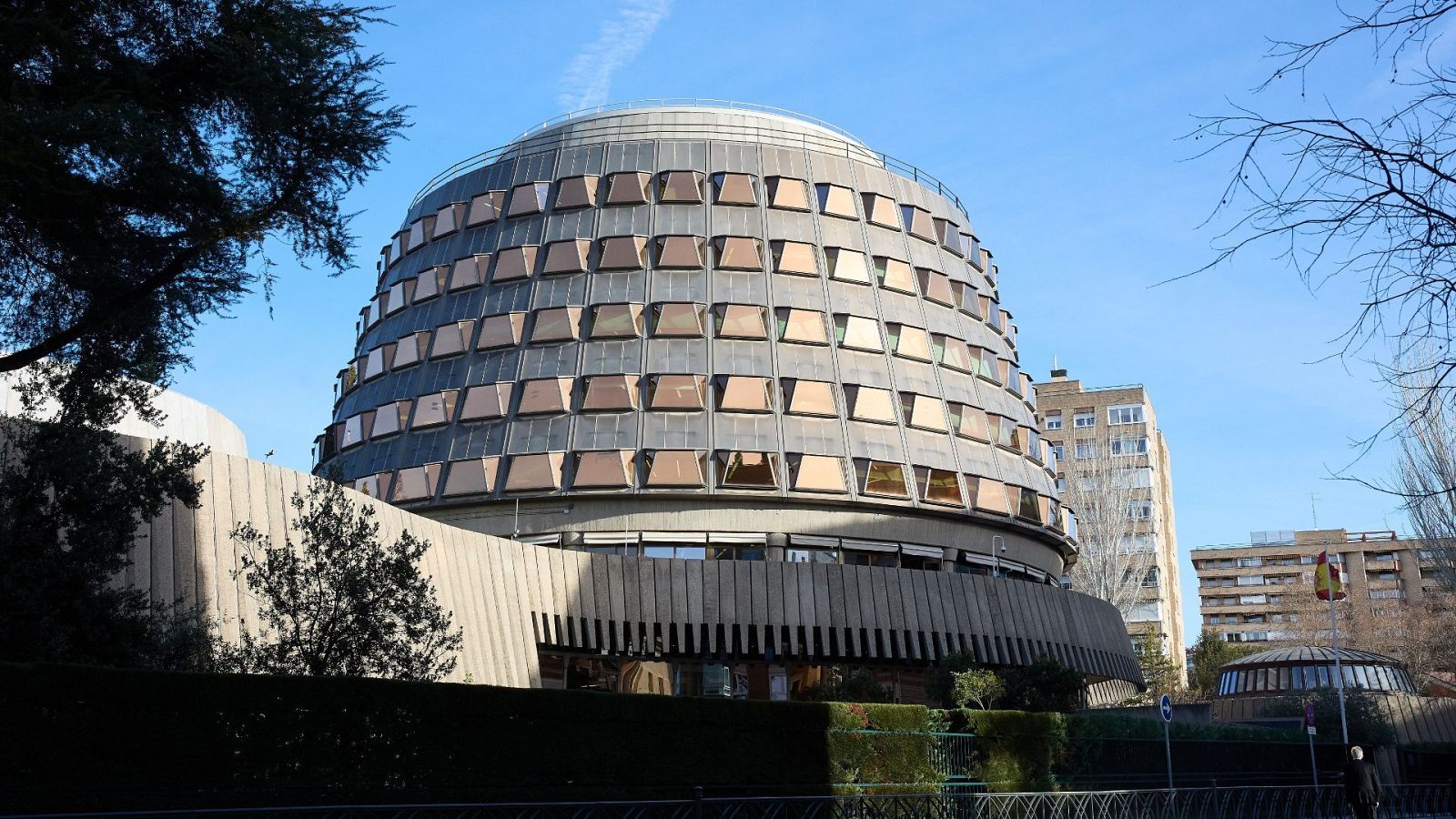 Vista de la fachada del Tribunal Constitucional