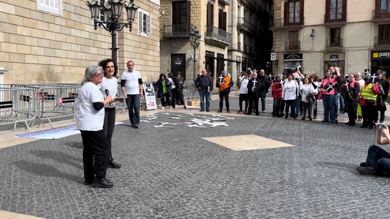 Els Estels SIlenciats lluita contra el maltractament institucional de persones grans que viuen a residències