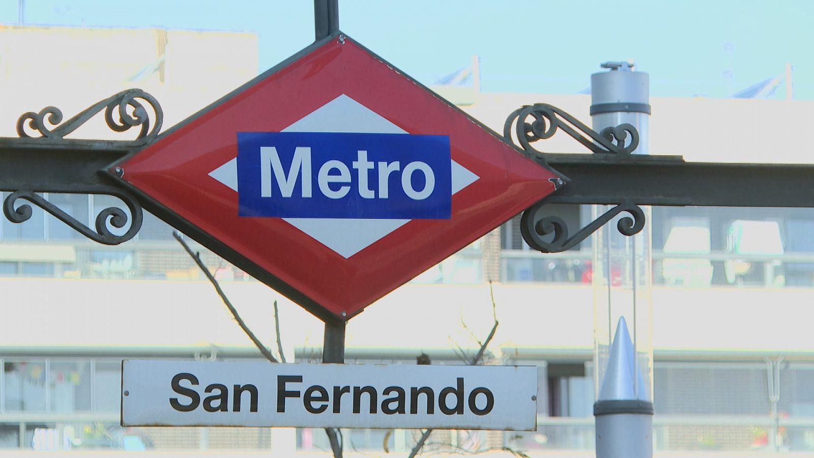Cartel de la parada de metro de San Fernando de Henares