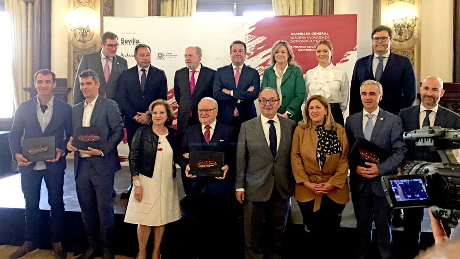 Premio de la Academia Andaluza de Gastronomía a Zoom Tendencias