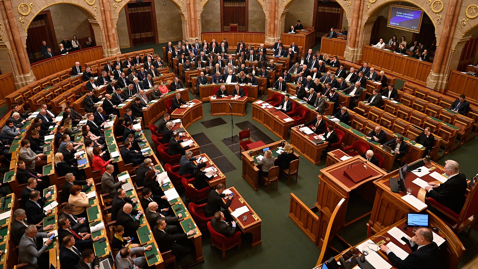 El Parlamento húngaro ratifica la adhesión de Finlandia a la OTAN