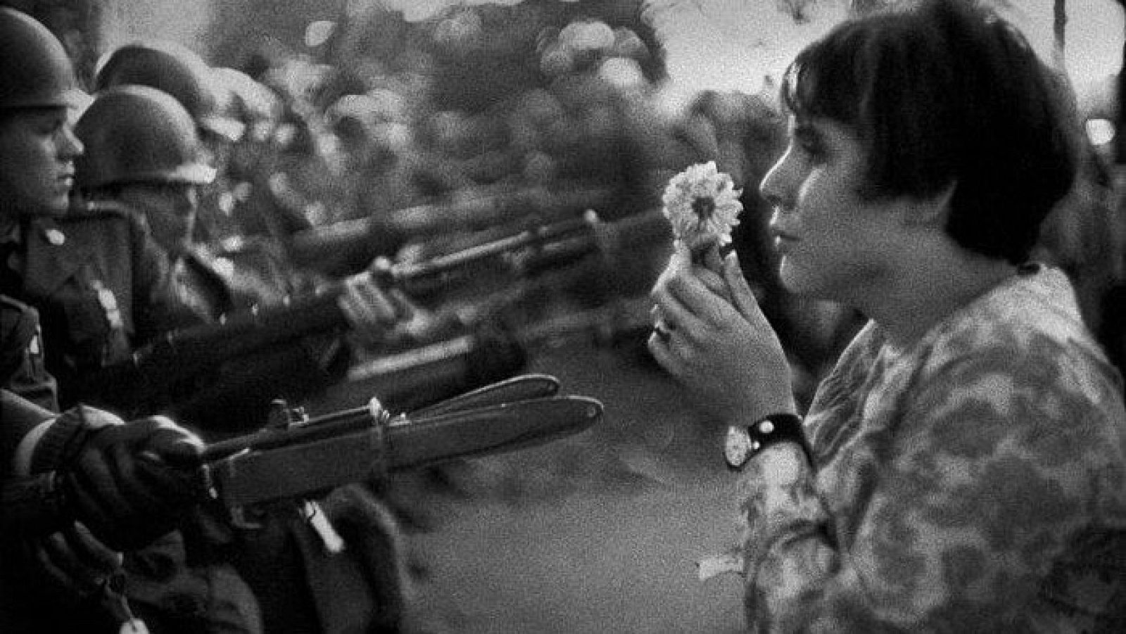 Estados Unidos, 1968 . Marcha pacifista en Washington contra la guerra en Vietnam, el 21 de octubre de 1968