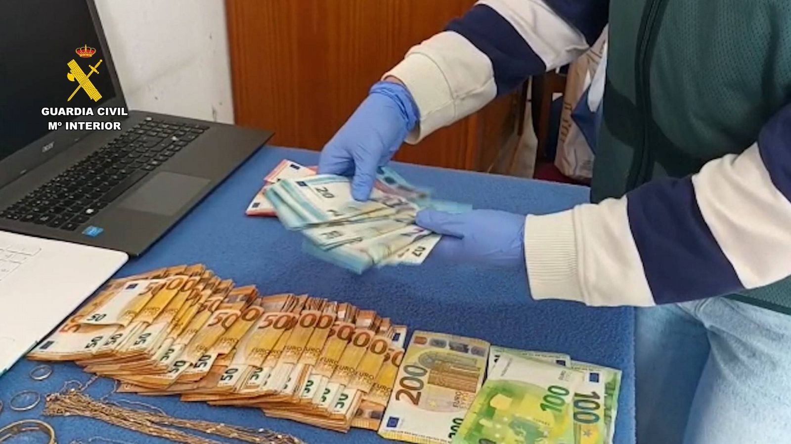 Dinero intervenido en la operación 'Balrog'.