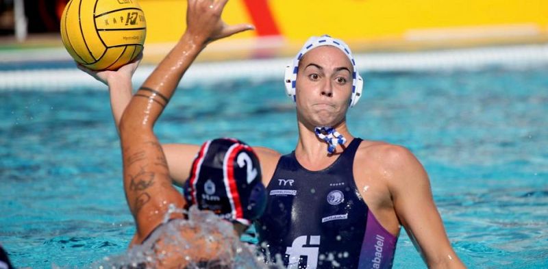 Bea Ortiz en un partido con su equipo