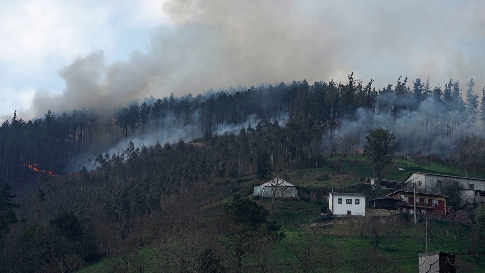 Incendio de Navelgas, Asturias