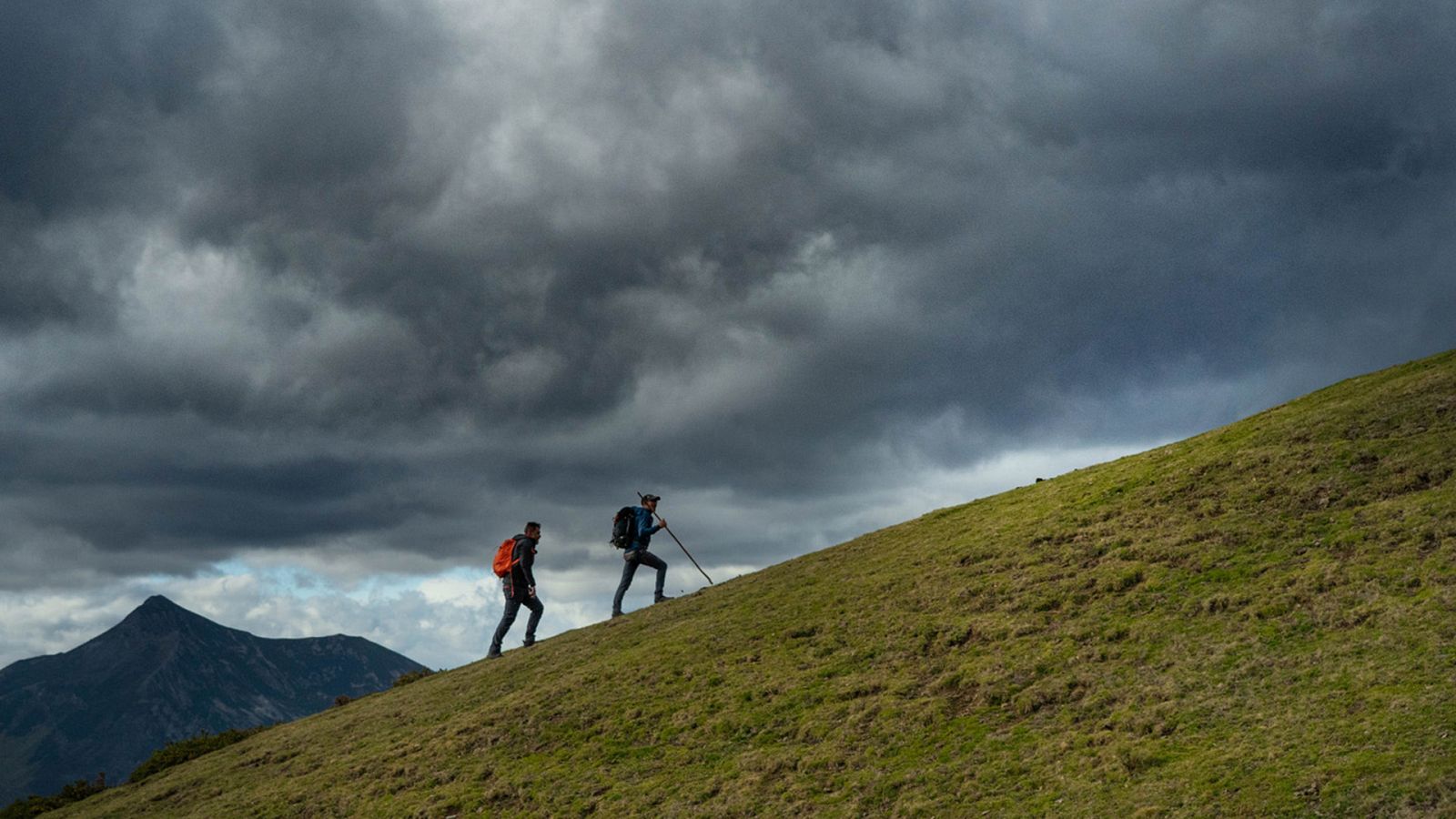 '80 cm'comienza la 7ª temporada en el Parque Nacional de REdes (Asturias)