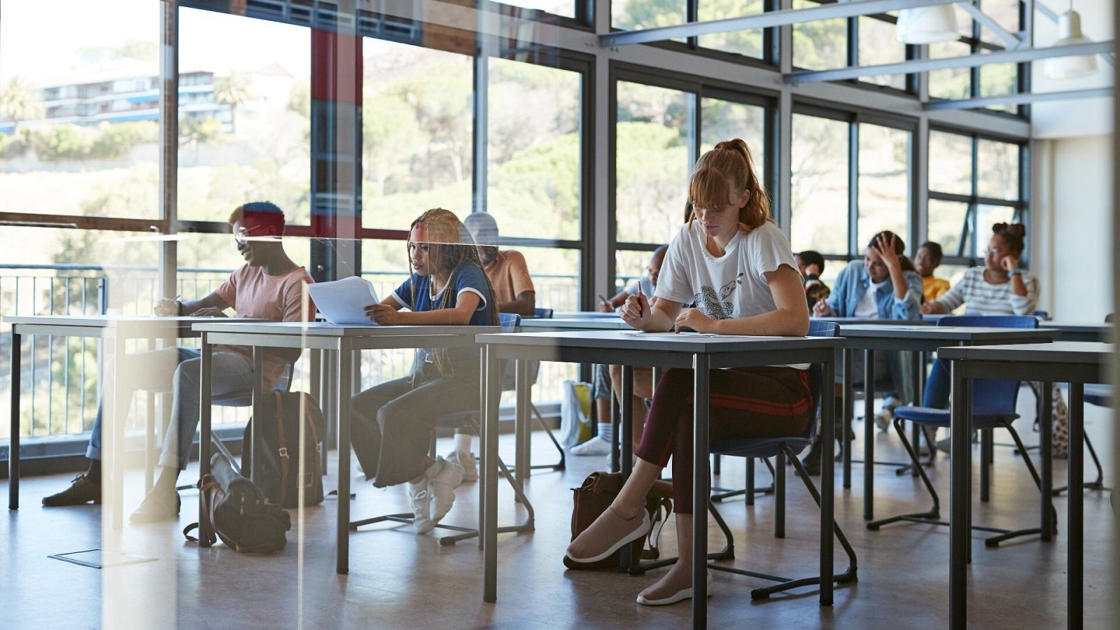 Ebau 2023, fechas: Estudiantes durante un examen