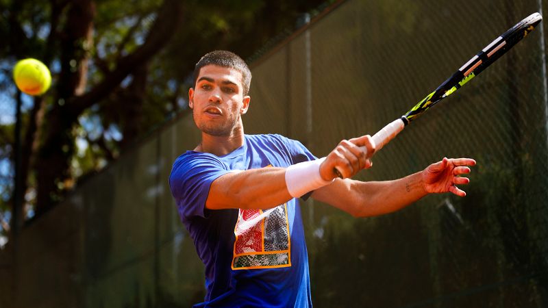 Carlos Alcaraz - Nuno Borges: horario y dónde ver en TV el partido del Conde de Godó 2023