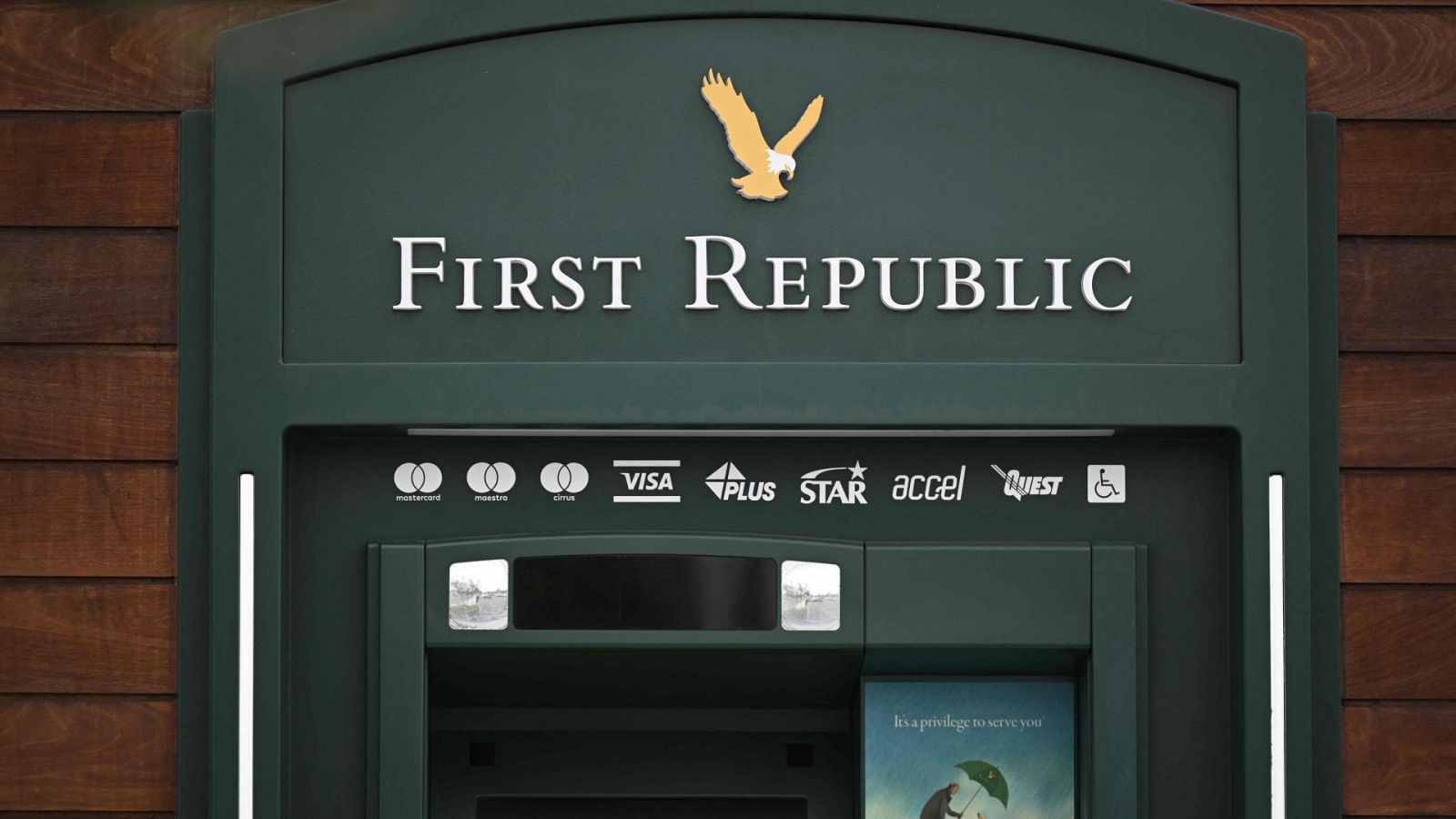 Cajero de una de las sucursales del First Republic Bank