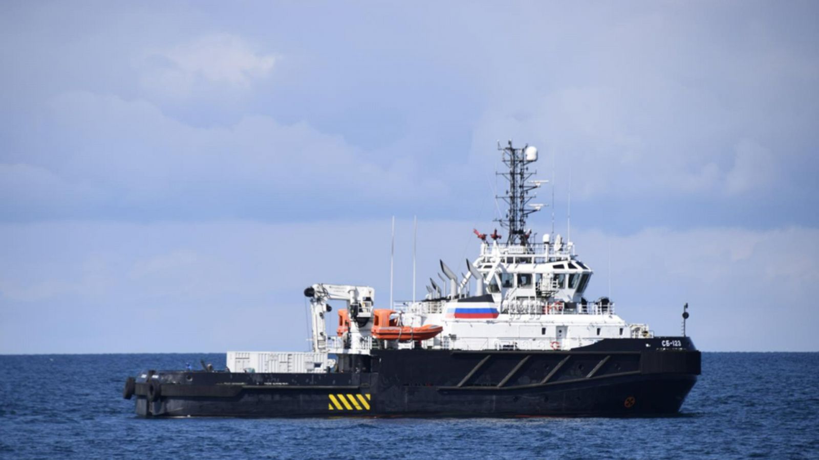 Un barco ruso cerca de la zona de las explosiones en el Nord Stream