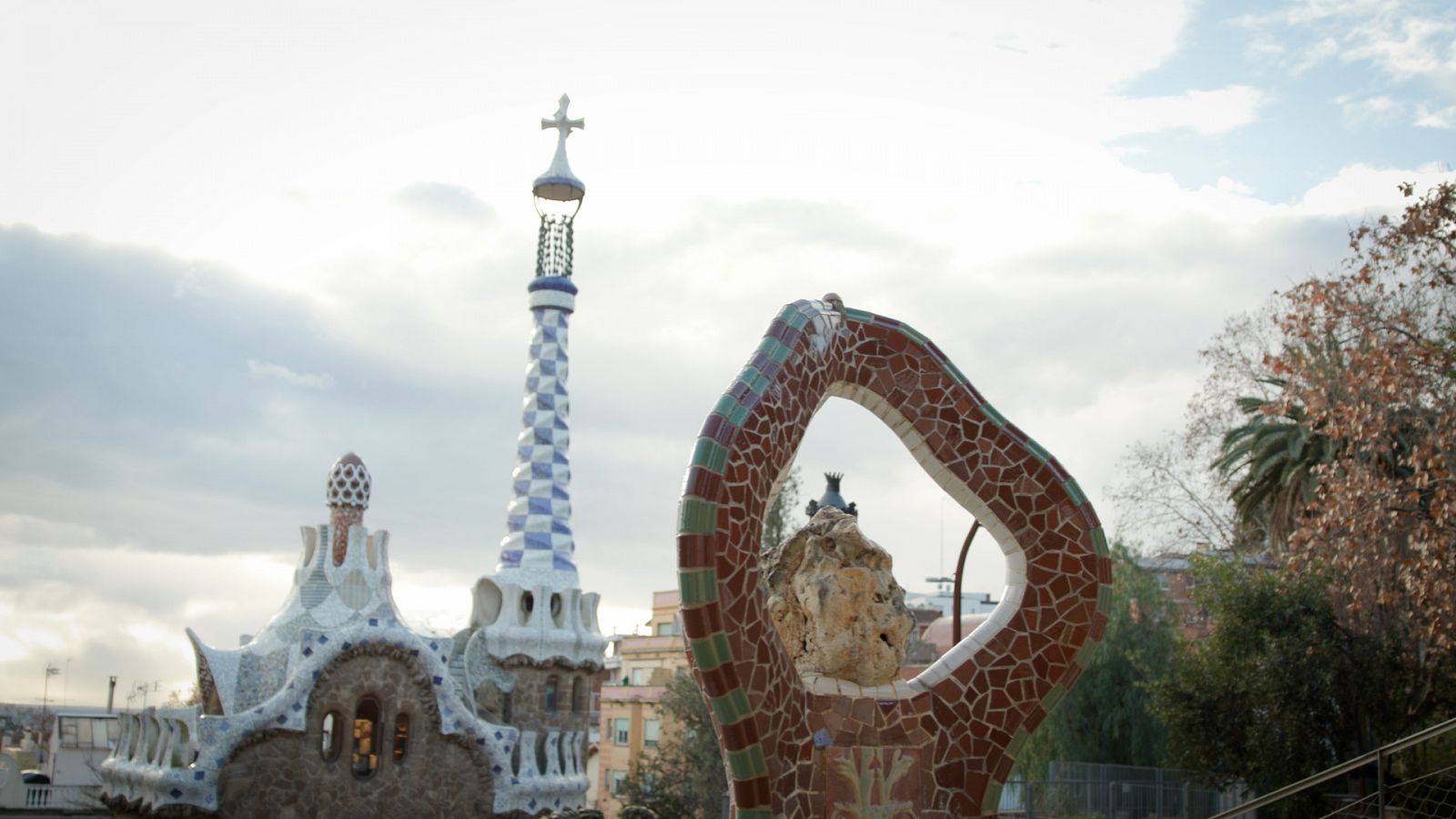 Gaudí, protagonista de 'Los pilares del tiempo'